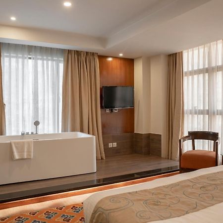 Hotel Shambala Katmandu Kültér fotó